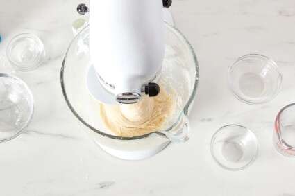 Stand mixer making bread dough 