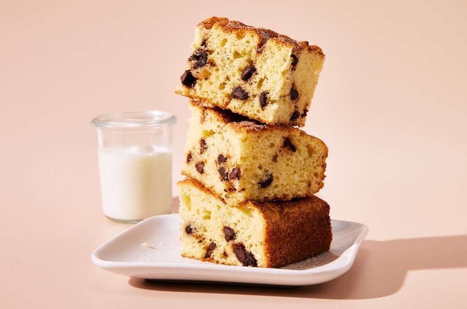 Chocolate Chip Snickerdoodle Cake  - select to zoom