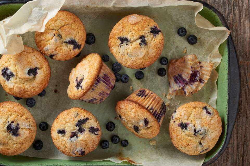 Famous Department Store Blueberry Muffins - select to zoom