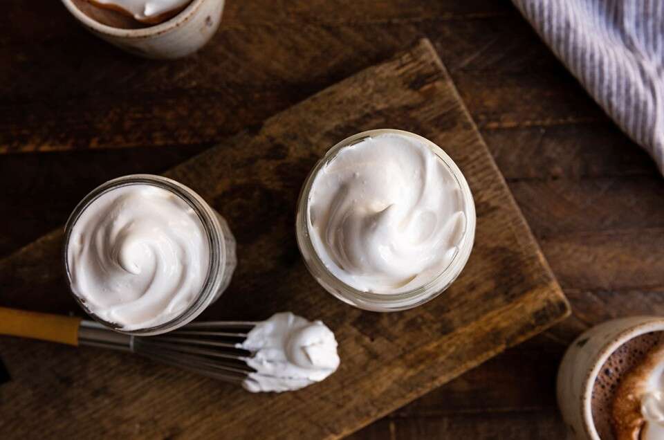 Homemade Marshmallow Spread - select to zoom